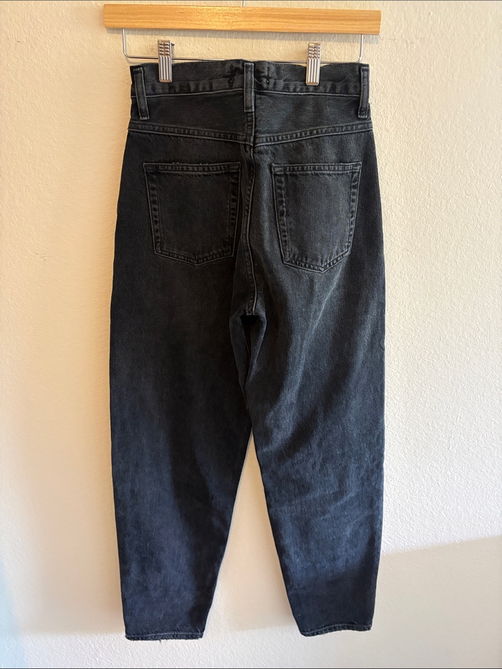 Agolde Tapered Baggy High Rise Jeans - Picture 5 of 5